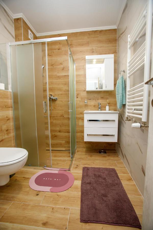 Tik Tak Apartman Subotica Bagian luar foto