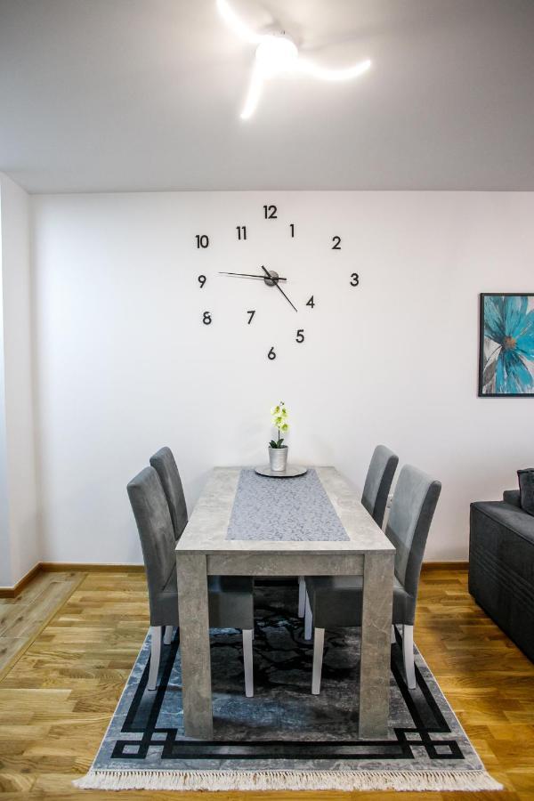Tik Tak Apartman Subotica Bagian luar foto