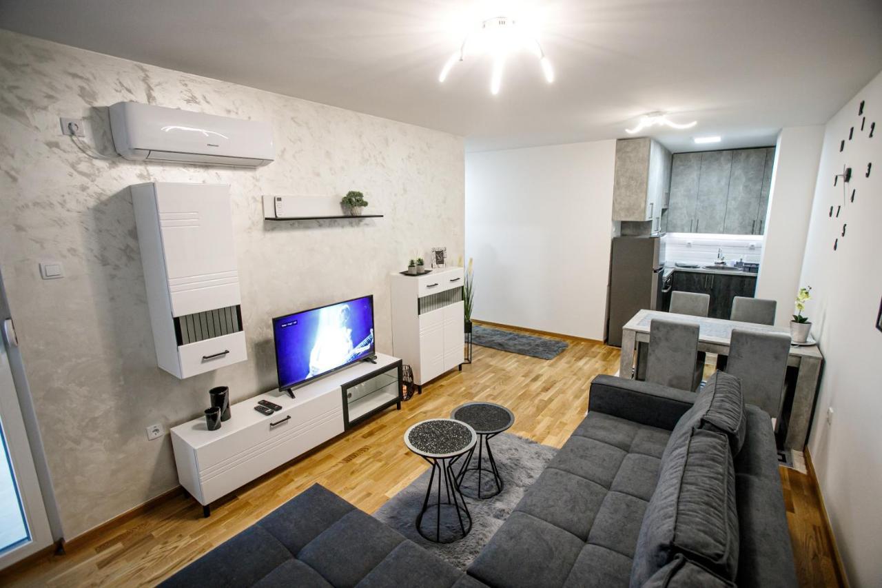 Tik Tak Apartman Subotica Bagian luar foto