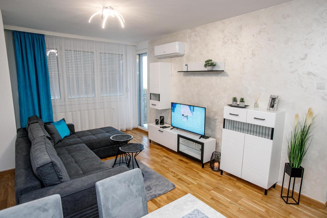Tik Tak Apartman Subotica Bagian luar foto